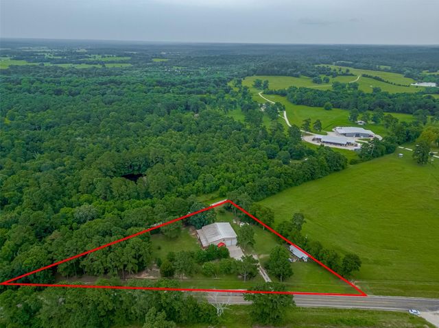 602 Fm 2693 Rd East, New Waverly, TX 77358