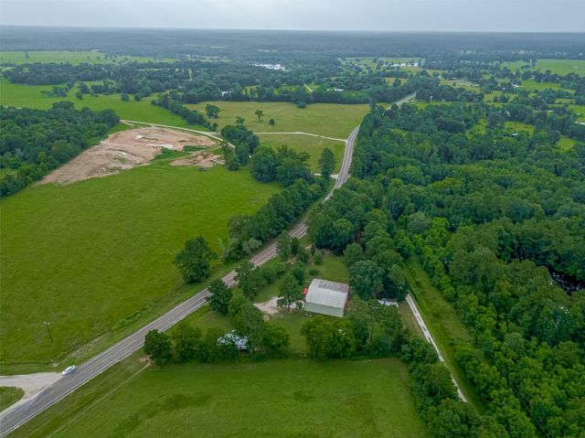 602 Fm 2693 Rd East, New Waverly, TX 77358