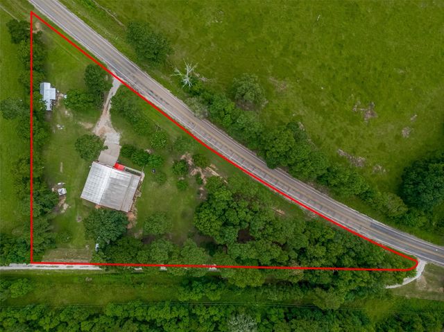 602 Fm 2693 Rd East, New Waverly, TX 77358