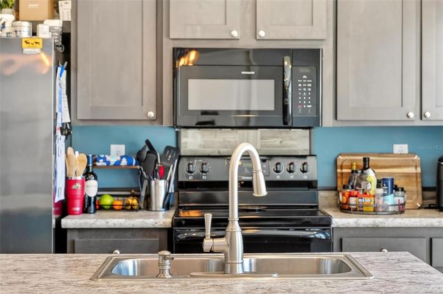 18350 SE 42ND PLACE, Morriston, FL 32668