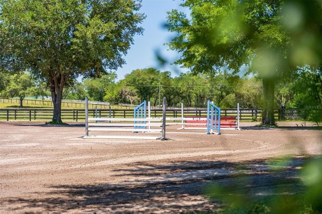 18350 SE 42ND PLACE, Morriston, FL 32668