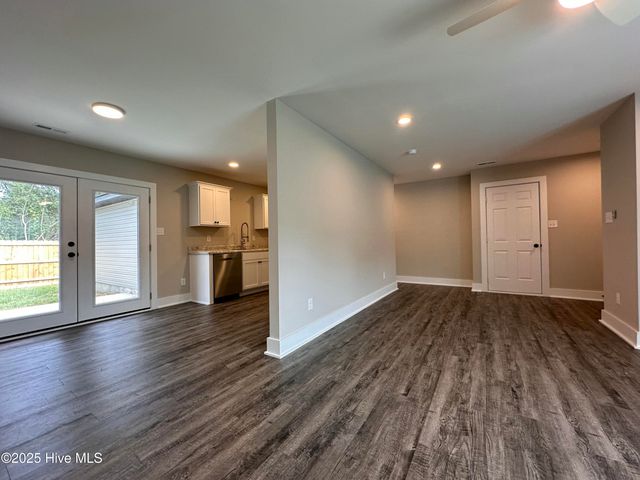 2041 Steeple Chase Court, Jacksonville, NC 28546
