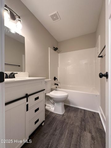 2041 Steeple Chase Court, Jacksonville, NC 28546