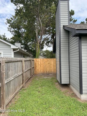 2041 Steeple Chase Court, Jacksonville, NC 28546