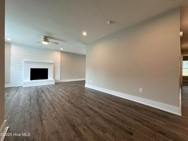 2041 Steeple Chase Court, Jacksonville, NC 28546