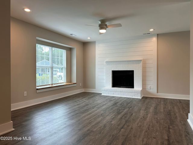 2041 Steeple Chase Court, Jacksonville, NC 28546