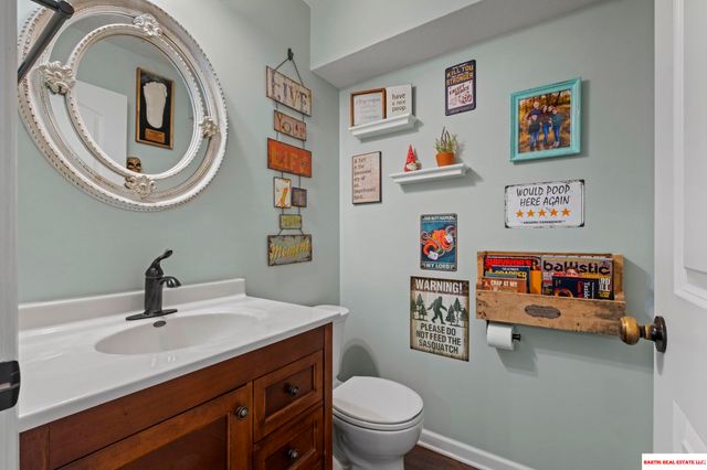 16604 Main Street, Bellevue, NE 68123