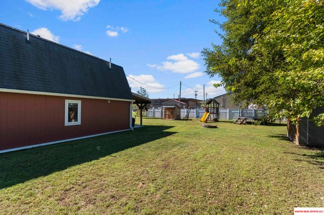 16604 Main Street, Bellevue, NE 68123