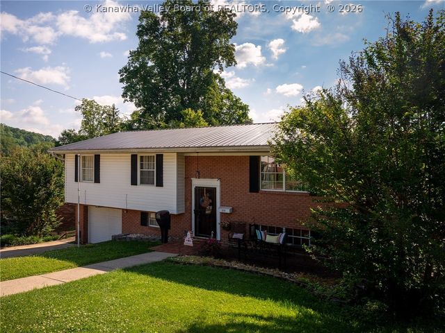 210 Scenic Drive, St Albans, WV 25177