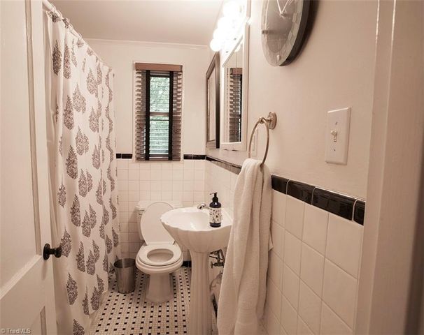 1306 Eaton Place B, High Point, NC 27262