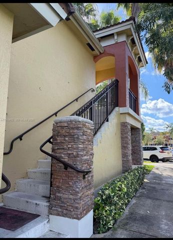 1005 NE 34th Ave 201, Homestead, FL 33033