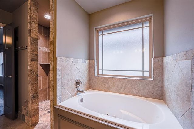 7208 NW 146th Street, Oklahoma City, OK 73142