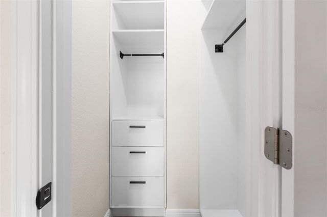 702 SE 8TH STREET, Gainesville, FL 32601