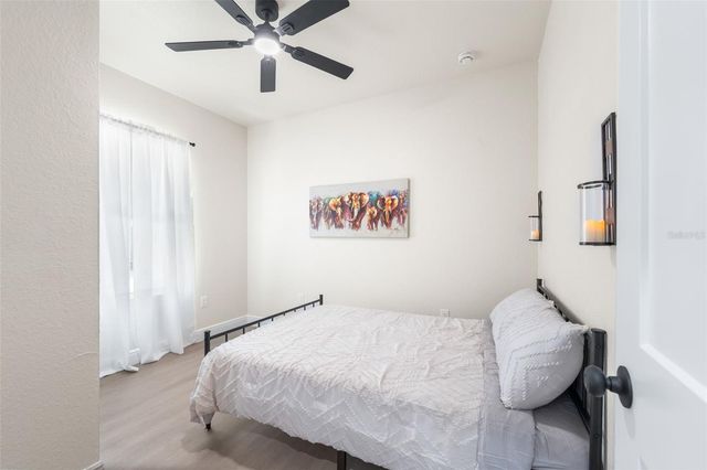 702 SE 8TH STREET, Gainesville, FL 32601