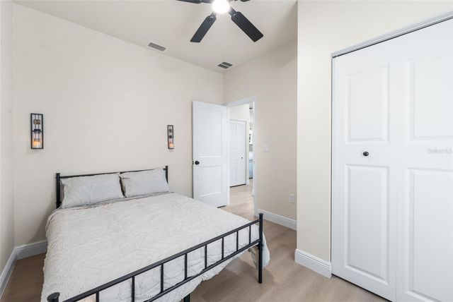 702 SE 8TH STREET, Gainesville, FL 32601