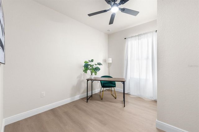 702 SE 8TH STREET, Gainesville, FL 32601