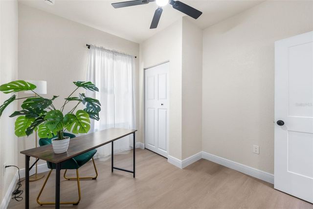 702 SE 8TH STREET, Gainesville, FL 32601