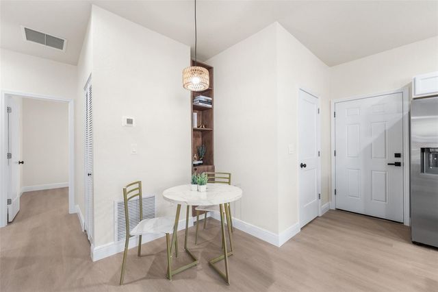 702 SE 8TH STREET, Gainesville, FL 32601