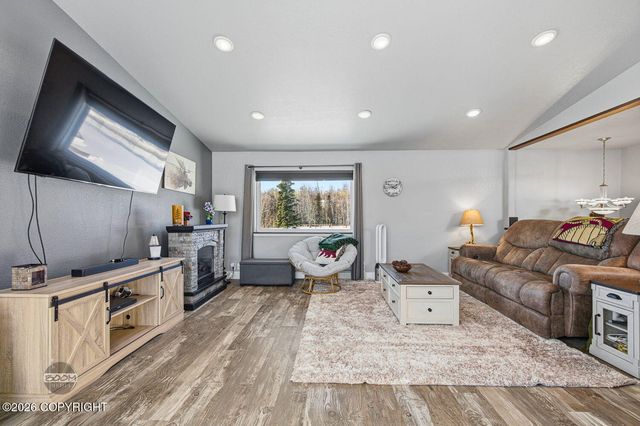 1254 E Glenwood Avenue, Wasilla, AK 99654