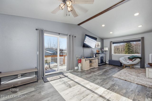 1254 E Glenwood Avenue, Wasilla, AK 99654