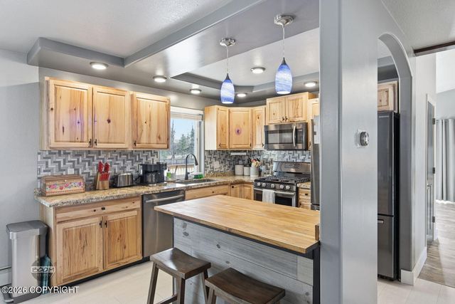 1254 E Glenwood Avenue, Wasilla, AK 99654