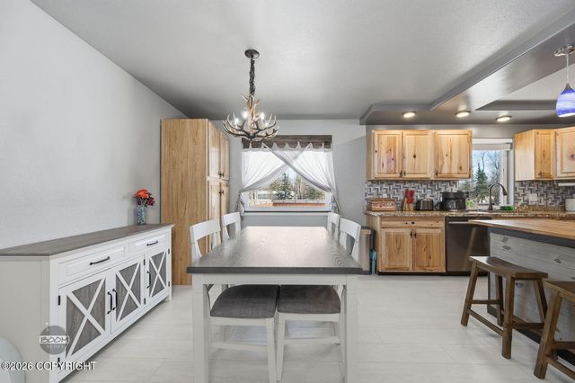 1254 E Glenwood Avenue, Wasilla, AK 99654