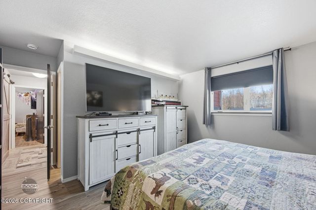 1254 E Glenwood Avenue, Wasilla, AK 99654