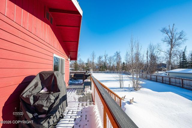 1254 E Glenwood Avenue, Wasilla, AK 99654