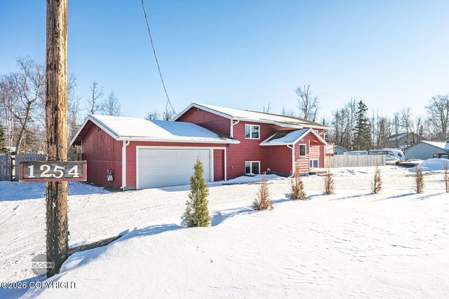 1254 E Glenwood Avenue, Wasilla, AK 99654