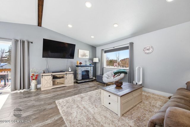 1254 E Glenwood Avenue, Wasilla, AK 99654