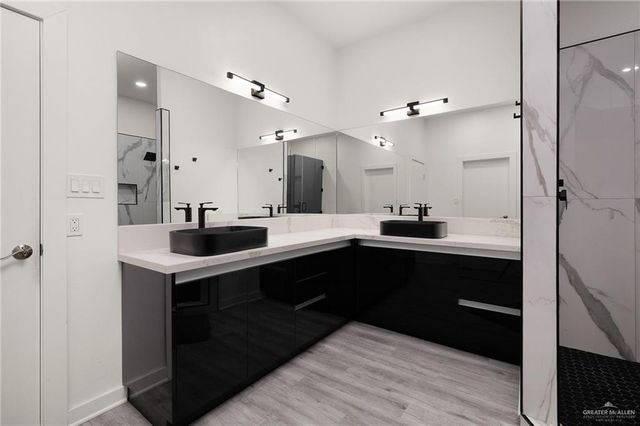 504 E Newport Lane, Mcallen, TX 78501