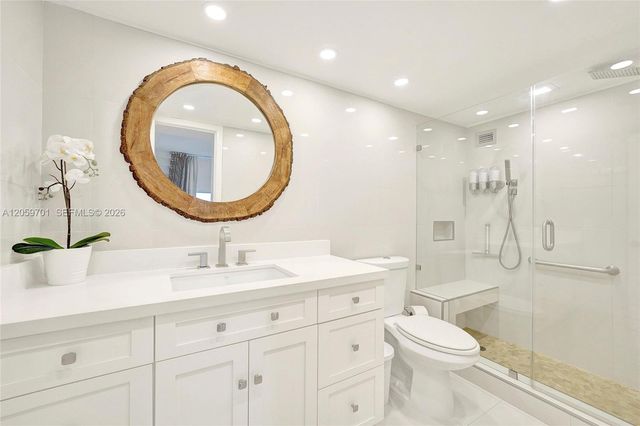 2201 S Ocean Drive 604, Hollywood, FL 33019