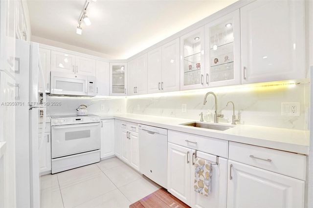 2201 S Ocean Drive 604, Hollywood, FL 33019