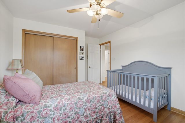 3955 W Greenleaf Avenue, Lincolnwood, IL 60712