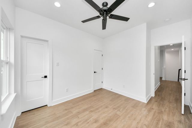 5029 Broom Street B, Houston, TX 77091