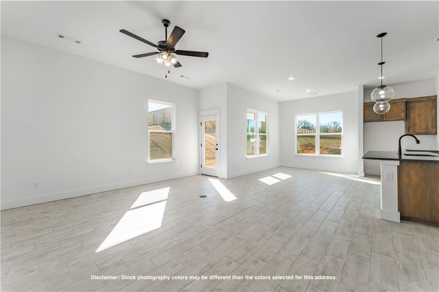 2811 Roe Deer Street, Springdale, AR 72762