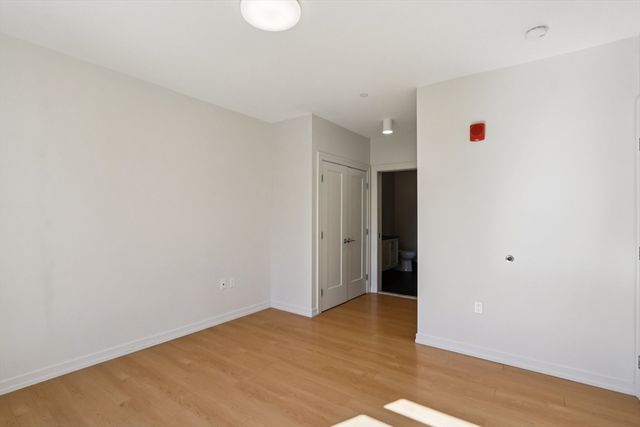 77 New 101, Cambridge, MA 02138