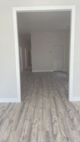 2828 W FULTON Street 1, Chicago, IL 60612