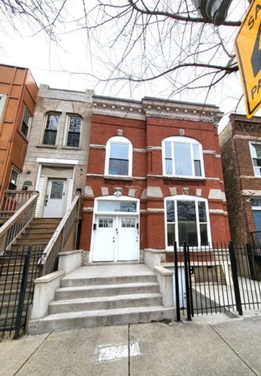 2828 W FULTON Street 1, Chicago, IL 60612