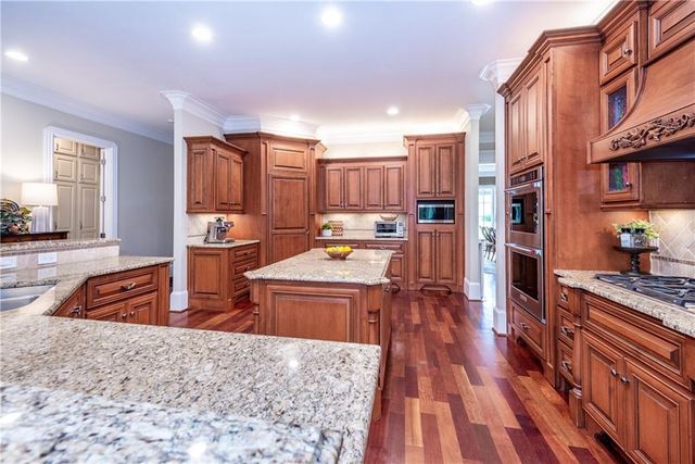 2610 Flint Creek Drive, Cumming, GA 30041