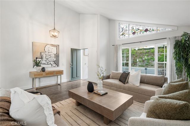 25182 Stockport, Laguna Hills, CA 92653