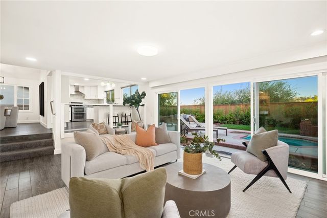 25182 Stockport, Laguna Hills, CA 92653