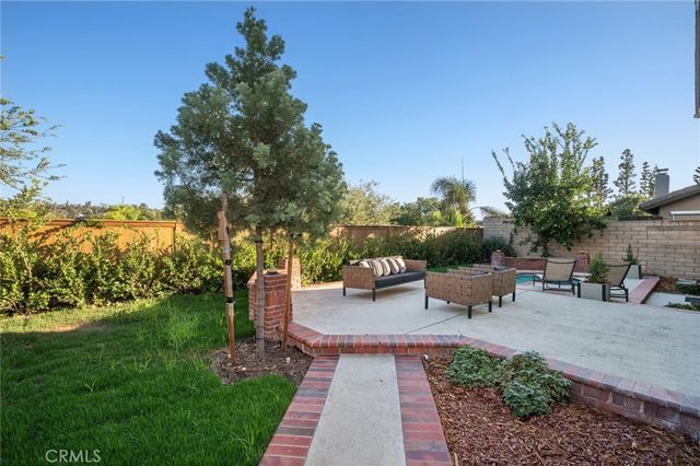 25182 Stockport, Laguna Hills, CA 92653