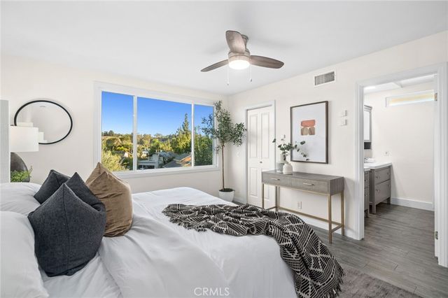 25182 Stockport, Laguna Hills, CA 92653
