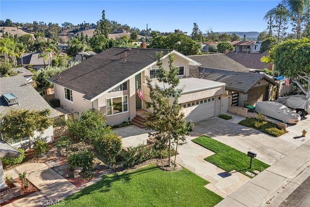 25182 Stockport, Laguna Hills, CA 92653