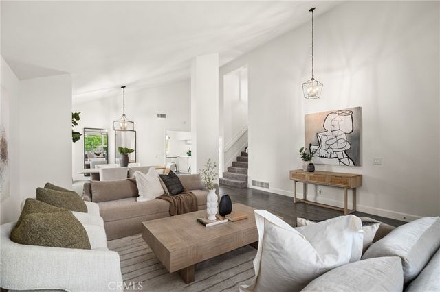 25182 Stockport, Laguna Hills, CA 92653