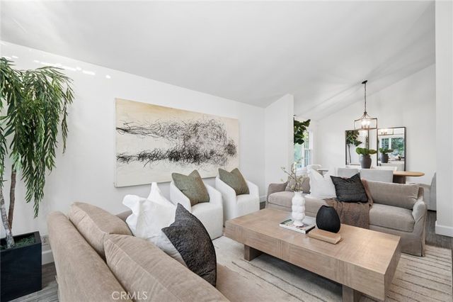 25182 Stockport, Laguna Hills, CA 92653