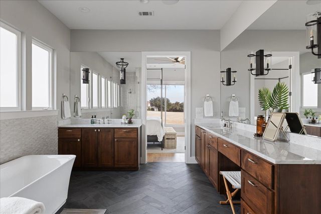 103 Stillwater, Horseshoe Bay, TX 78657