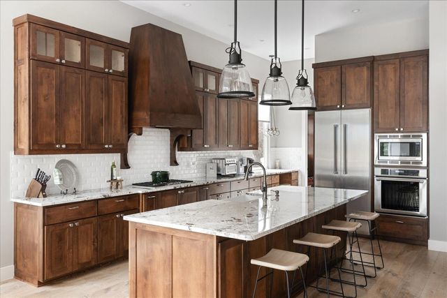 103 Stillwater, Horseshoe Bay, TX 78657