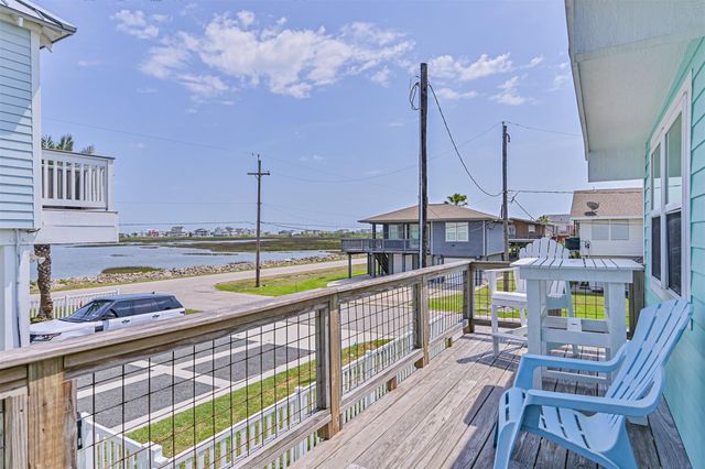 3806 Concho Key, Galveston, TX 77554